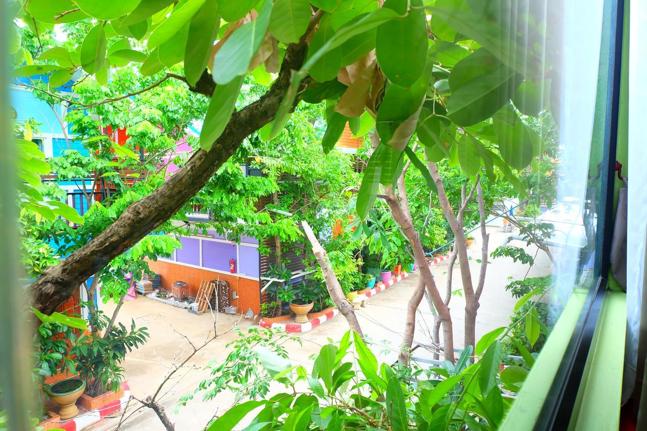 Rak Kun Resort 2 Nakhon Sawan Exterior photo