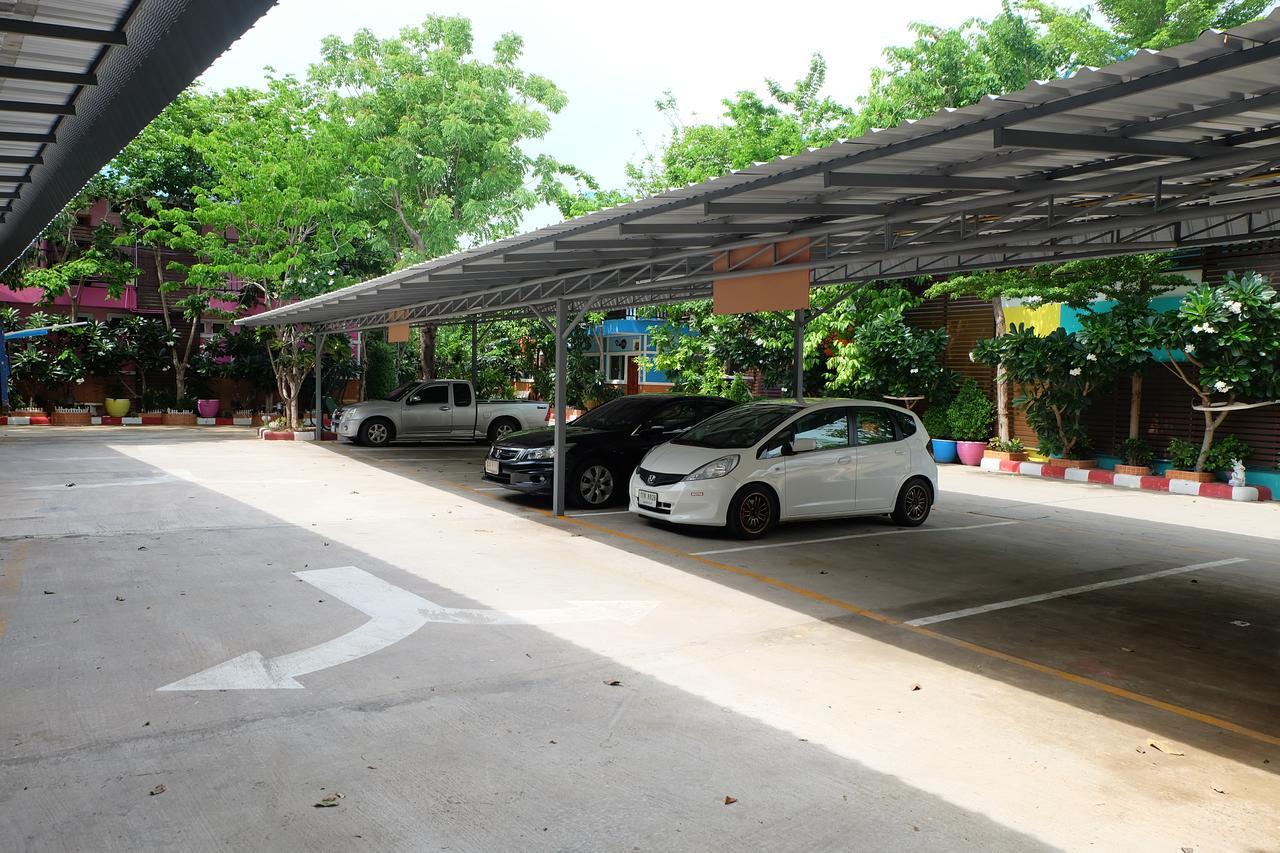 Rak Kun Resort 2 Nakhon Sawan Exterior photo